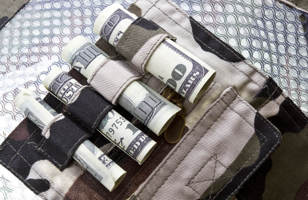 Khaki uniform with dollar rolls